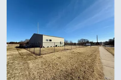 1841 Denmark Road, Union, MO 63084 - Photo 3