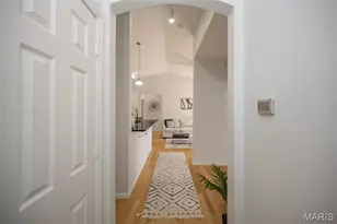 37 Kassebaum Ln, Saint Louis, MO 63129 - Photo 3