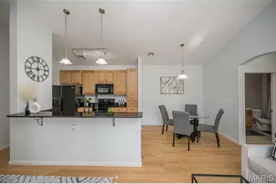 37 Kassebaum Lane #305, Saint Louis, MO 63129 - Photo 5