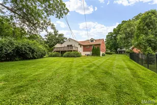 12 Winslow Ln, Des Peres, MO 63131 - Photo 23