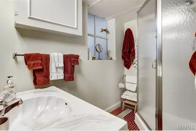 12 Winslow Lane, Des Peres, MO 63131 - Photo 37