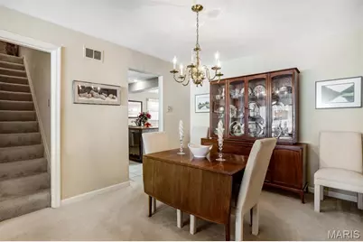 12 Winslow Lane, Des Peres, MO 63131 - Photo 11