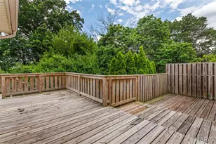 12 Winslow Ln, Des Peres, MO 63131 - Photo 33