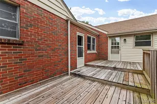 12 Winslow Ln, Des Peres, MO 63131 - Photo 33