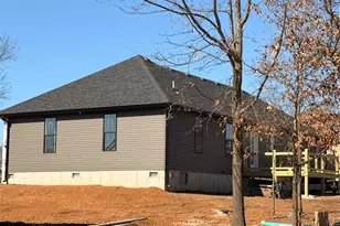 2230 Cherry Blossom Cir, Lebanon, MO 65536 - Photo 5