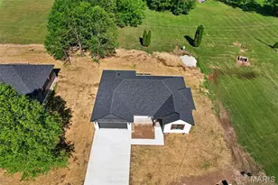 2228 Cherry Blossom Cir, Lebanon, MO 65536 - Photo 35