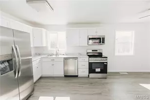 15720 Hallmark Ln, St Robert, MO 65584 - Photo 9