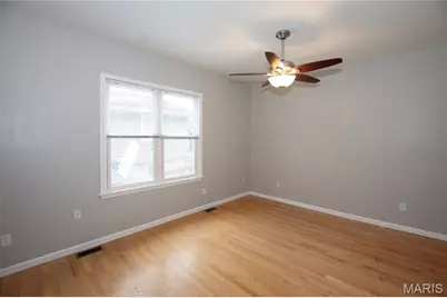 14 Jefferson Avenue, Valley Park, MO 63088 - Photo 13