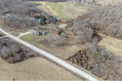 27155 Hidden Acres Lane, Lebanon, MO 65536 - Photo 21