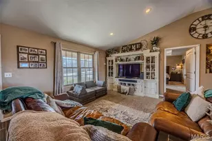 27155 Hidden Acres Ln, Lebanon, MO 65536 - Photo 5