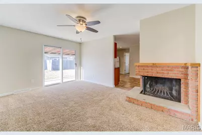 7057 Howdershell Road, Hazelwood, MO 63042 - Photo 7