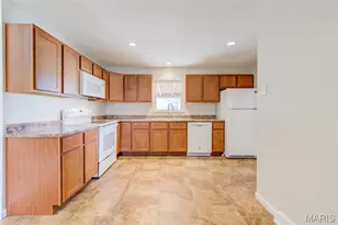 7057 Howdershell Rd, Hazelwood, MO 63042 - Photo 13