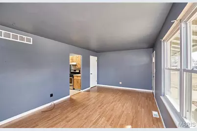 10 Parkdale Lane, Saint Peters, MO 63376 - Photo 9