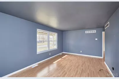 10 Parkdale Lane, Saint Peters, MO 63376 - Photo 5