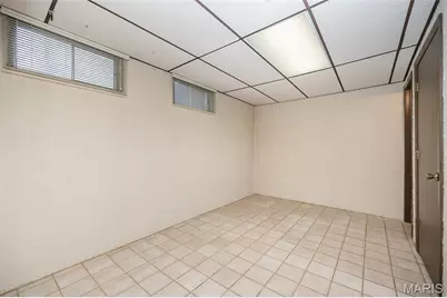 4829 Gatesbury Drive, Saint Louis, MO 63128 - Photo 51