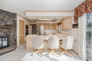 4829 Gatesbury Dr, Saint Louis, MO 63128 - Photo 19