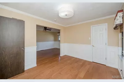 4829 Gatesbury Drive, Saint Louis, MO 63128 - Photo 27