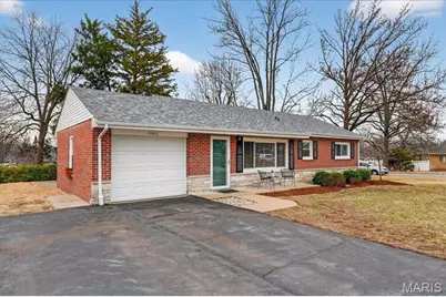 9962 E Watson Road, Crestwood, MO 63126 - Photo 3