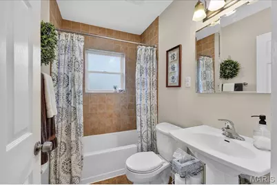 9962 E Watson Road, Crestwood, MO 63126 - Photo 19