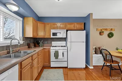 9962 E Watson Road, Crestwood, MO 63126 - Photo 15