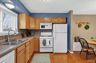 9962 E Watson Rd, Crestwood, MO 63126 - Photo 15