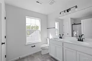 3827 Sonora Stone Dr, Florissant, MO 63031 - Photo 7