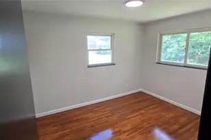 9604 Cherryfield Dr, Saint Louis, MO 63136 - Photo 11