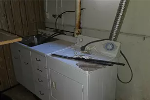 9604 Cherryfield Dr, Saint Louis, MO 63136 - Photo 17