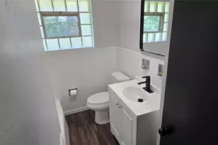 9604 Cherryfield Dr, Saint Louis, MO 63136 - Photo 9