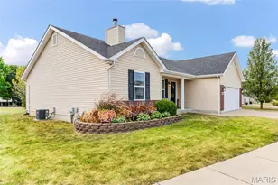 2140 Warwick Castle Dr, Imperial, MO 63052 - Photo 3