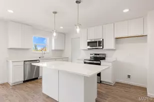 1657 Winding Mdws Dr, Fenton, MO 63026 - Photo 7