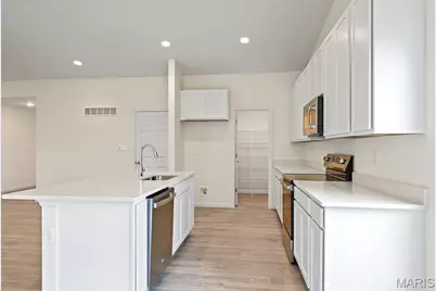 1030 Westhaven Boulevard, Wentzville, MO 63385 - Photo 9