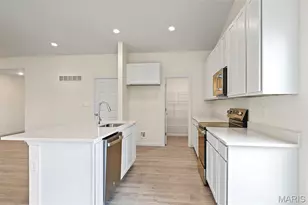 1030 Westhaven Blvd, Wentzville, MO 63385 - Photo 9