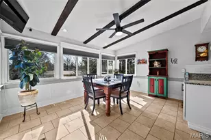 724 Bergerac Dr, Saint Louis, MO 63141 - Photo 11