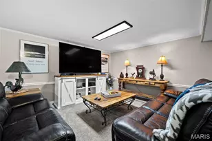 724 Bergerac Dr, Saint Louis, MO 63141 - Photo 25