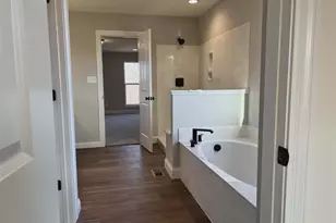 17498 Wyman Ridge Dr, Eureka, MO 63025 - Photo 13