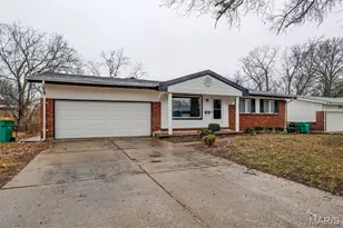 2348 Vorhof Dr, Saint Louis, MO 63136 - Photo 3