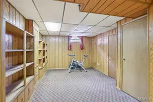 3805 Combraille Ct, Florissant, MO 63034 - Photo 33