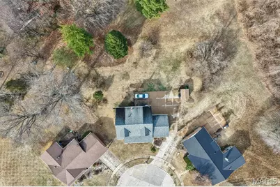 3805 Combraille Court, Florissant, MO 63034 - Photo 37