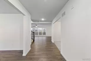 209 Gauntlet Ln, Eureka, MO 63025 - Photo 3