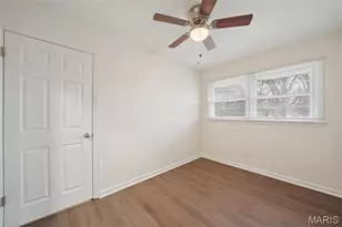 45 St Ronald Ln, Saint Louis, MO 63031 - Photo 15