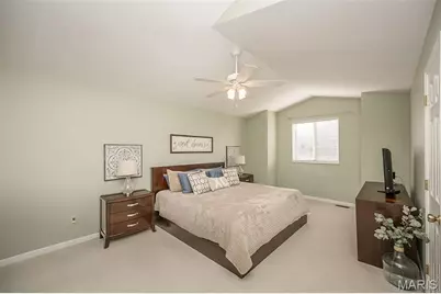 634 Sandy Summit Drive, Ballwin, MO 63021 - Photo 9