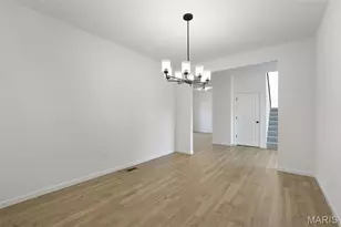 558 Evening Primrose Dr, Wentzville, MO 63385 - Photo 3