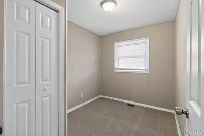 10518 Renfrew Drive, Saint Louis, MO 63137 - Photo 15