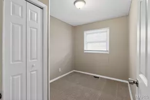 10518 Renfrew Dr, Saint Louis, MO 63137 - Photo 15