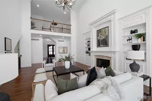 1401 Fox Hill Farms Ct, Chesterfield, MO 63005 - Photo 7