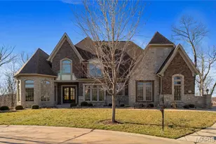 1401 Fox Hill Farms Ct, Chesterfield, MO 63005 - Photo 1