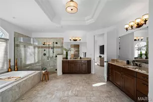 1401 Fox Hill Farms Ct, Chesterfield, MO 63005 - Photo 23