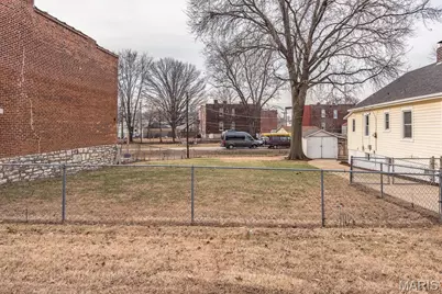 6444 Plateau Avenue, Saint Louis, MO 63139 - Photo 23