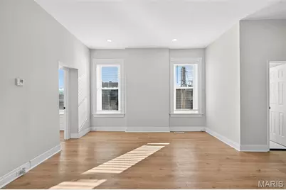 2223 Benton Terrace, Saint Louis, MO 63139 - Photo 7